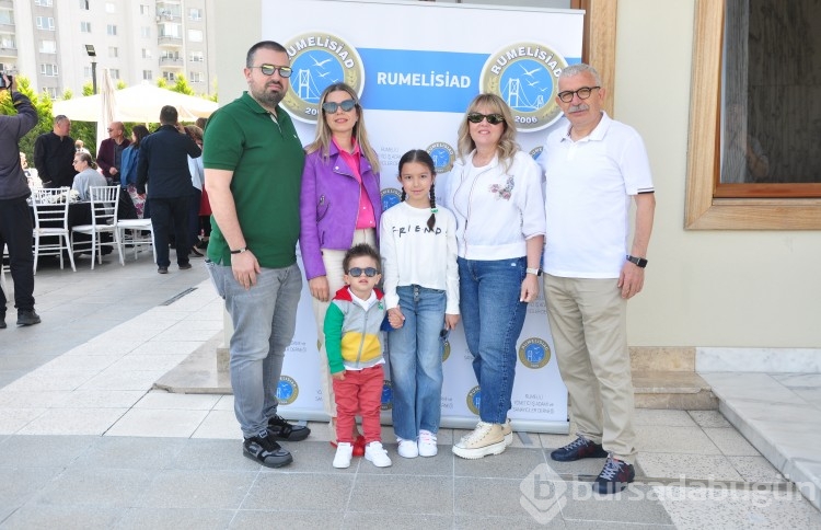 RUMELİSİAD anneleri unutmadı