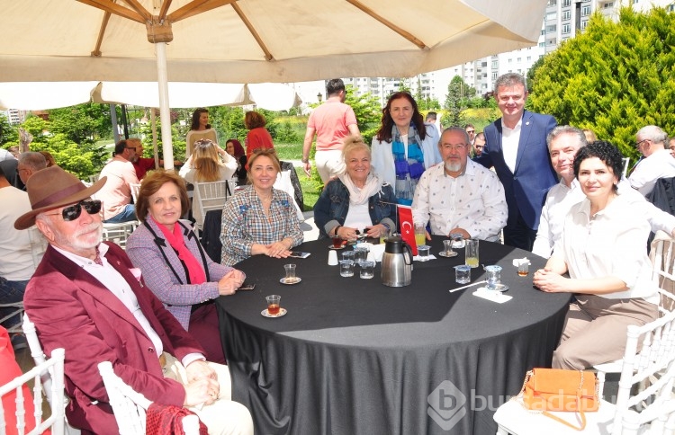 RUMELİSİAD anneleri unutmadı