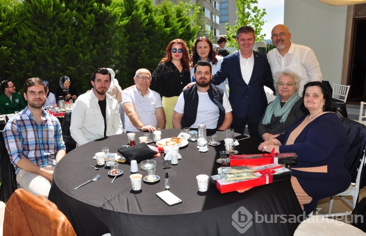 RUMELİSİAD anneleri unutmadı