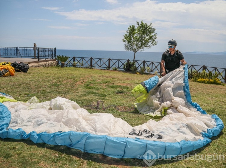 Antalya'da havada bayılan turist panik yarattı...