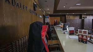 Dini nikahlı eşine bıçakla saldırdı...