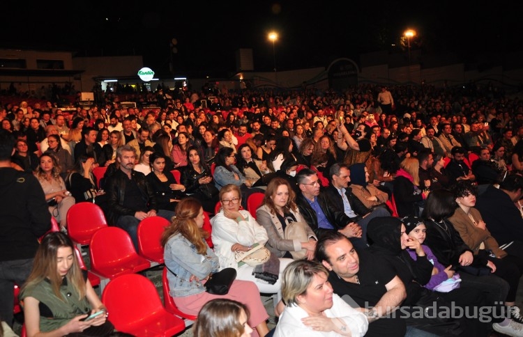 Sertab Erener Bursa'da müzikseverlerle buluştu