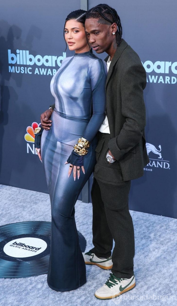 Doja Cat göğüs ucu detayıyla herkesi geride bıraktı