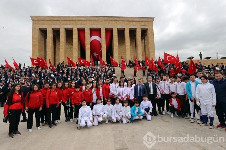 Anıtkabir'de 19 Mayıs kutlaması