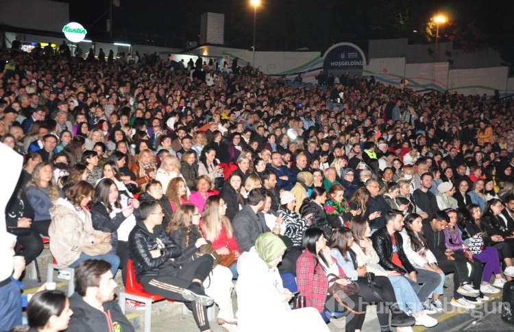 Süperstar'dan Bursa'da muhteşem konser