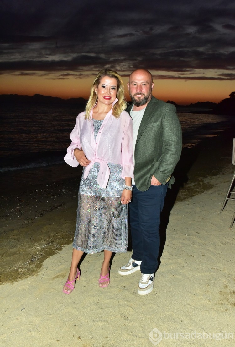Bodrum'un yeni yıldızı Rammos Hotel kapılarını Gülşen'le açtı