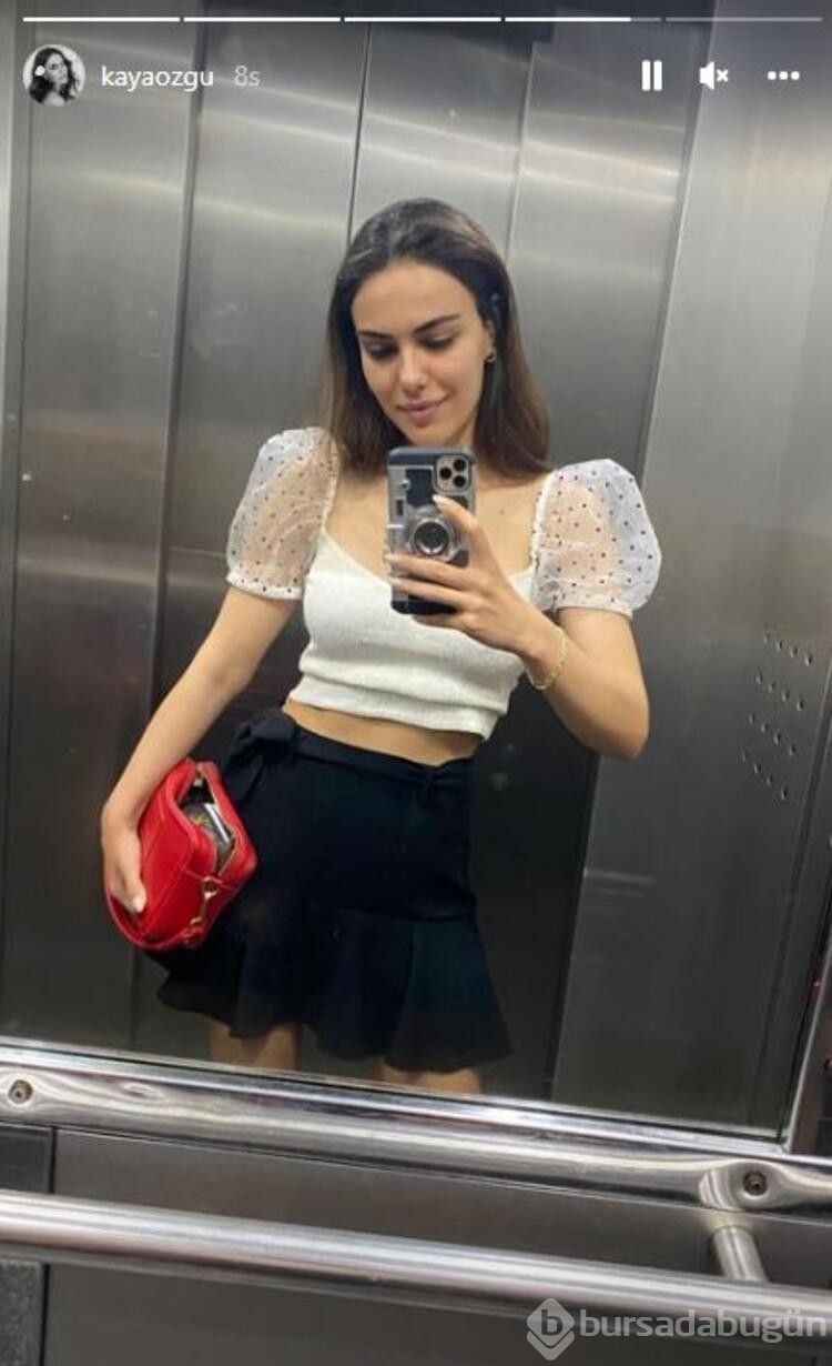 Özgü Kaya asansör pozuyla gündem oldu
