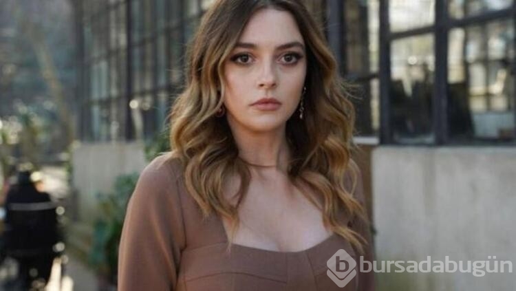 Melis Sezen'den makyajsız paylaşım
