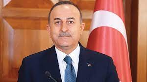 Bakan Çavuşoğlu'ndan Yunanistan'a göz dağı!
