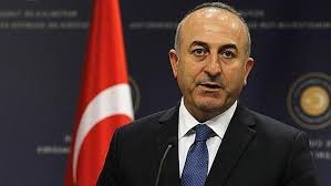 Bakan Çavuşoğlu'ndan Yunanistan'a göz dağı!