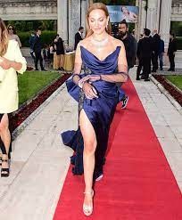 Meryem Uzerli'den açıklama...