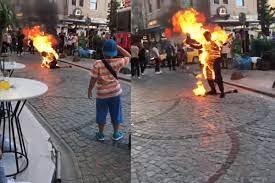 Tekbir getirip kendini ateşe verdi!