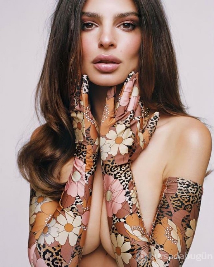 Emily Ratajkowski'nin karlı tatili