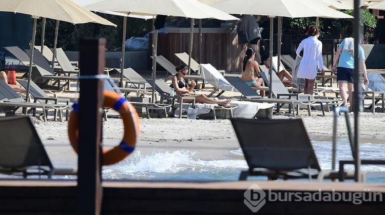 Plajda bile çalıştı