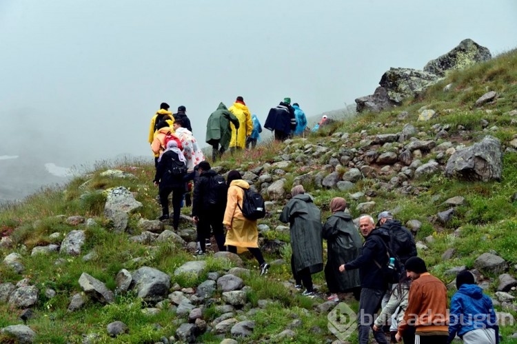 Zirvelerin cenneti: Artabel Gölleri Tabiat Parkı