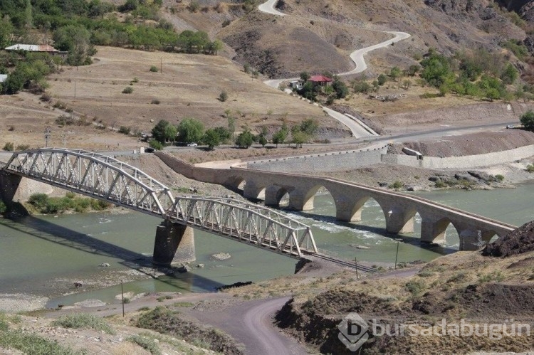 Medeniyetin, tarihin tanıkları köprüler
