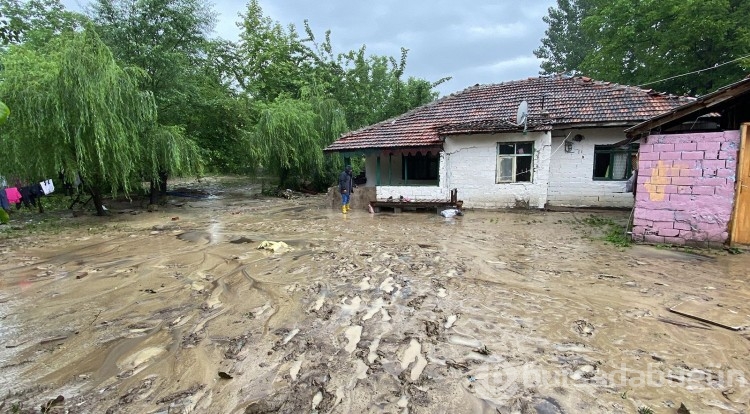Batı Karadeniz su altında kaldı 