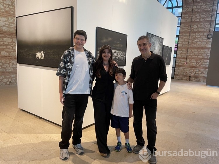 Ebru Ceylan'ın fotoğraf sergisi açıldı