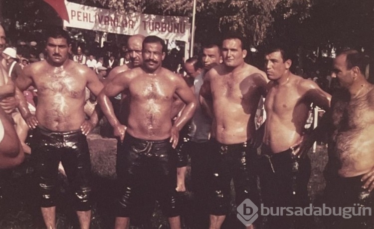 59 yıldır Kırkpınar güreşlerini fotoğraflıyor