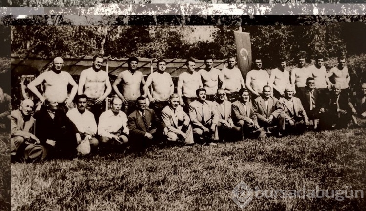 59 yıldır Kırkpınar güreşlerini fotoğraflıyor