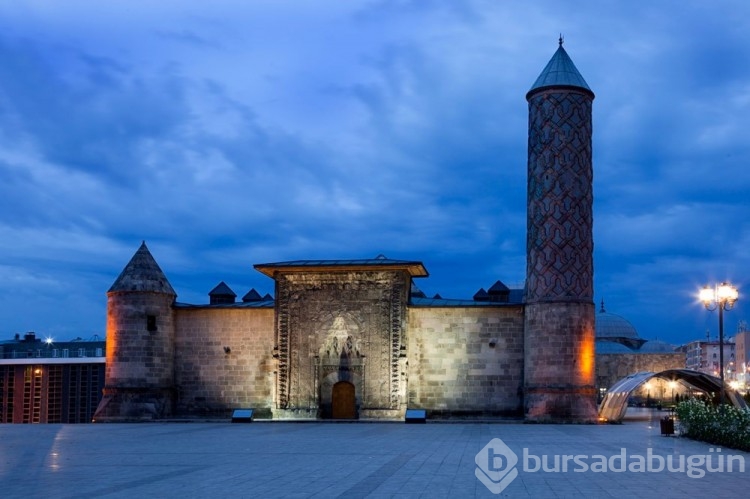Taşa yansıyan sanat