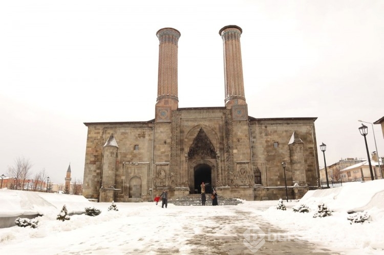 Taşa yansıyan sanat
