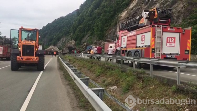 Artvin'de heyelan meydana geldi: Ölü ve yaralılar var