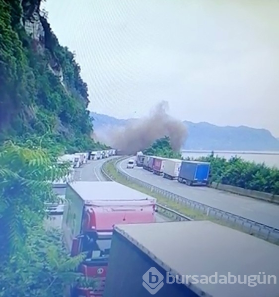 Artvin'de heyelan meydana geldi: Ölü ve yaralılar var