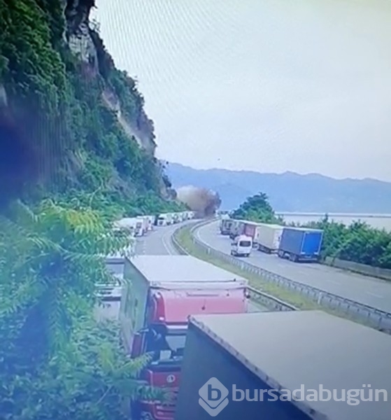 Artvin'de heyelan meydana geldi: Ölü ve yaralılar var