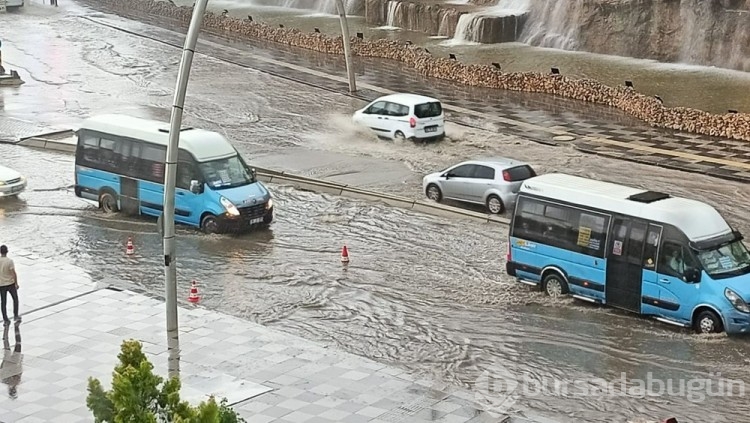 Ankara'da sel can aldı