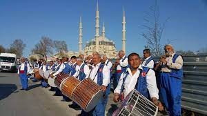 Kırkpınar müzisyenliği kuşaktan kuşağa aktarılıyor