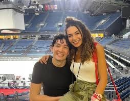 Cedi Osman ve Ebru Şahin'in mutlu günü