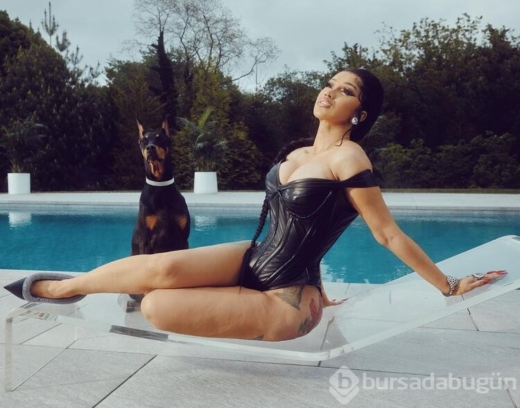 Cardi B'den filtresiz paylaşım