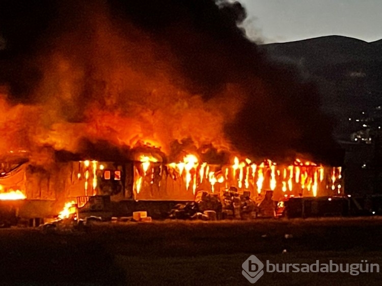 Geri dönüşüm tesisinde çıkan yangın kontrol altına alındı