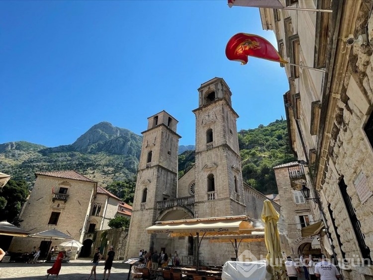 UNESCO Dünya Mirası Listesi'nde yer alan Karadağ'ın Kotor kenti