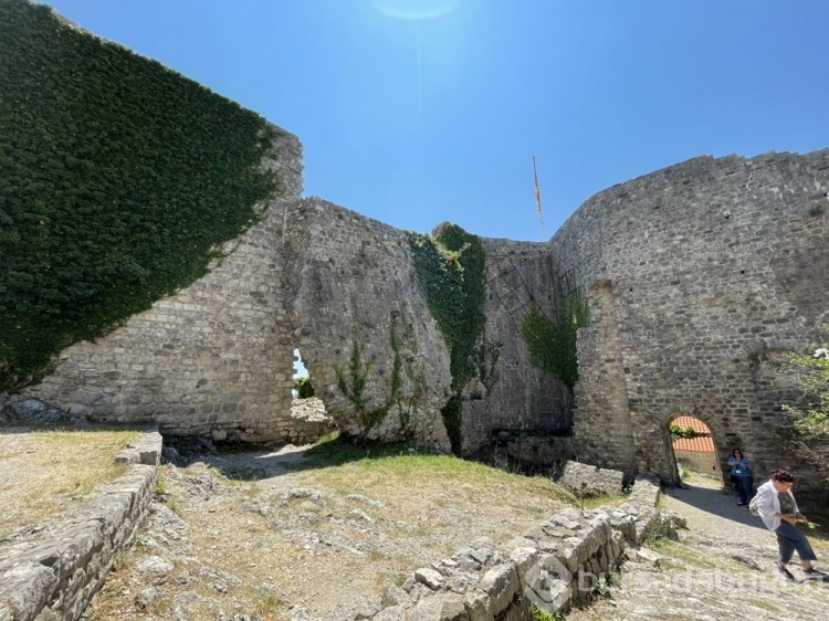 UNESCO Dünya Mirası Listesi'nde yer alan Karadağ'ın Kotor kenti