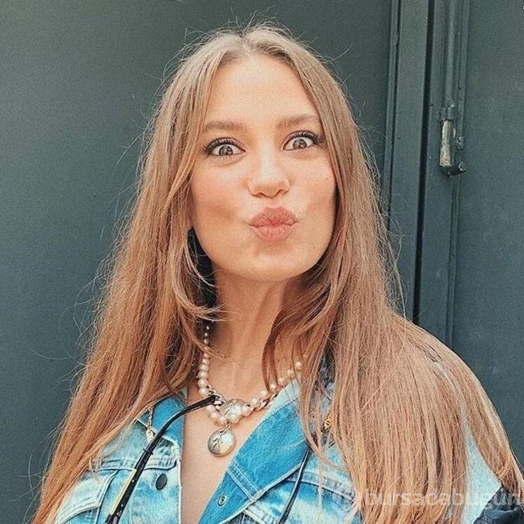 Serenay Sarıkaya ve Umut Evirgen çifti aşklarını ilan etti
