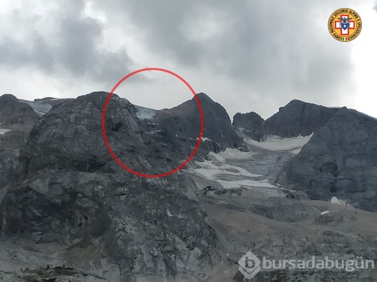 İtalyan Alplerinde çöken buz kütlesi can aldı: En az 6 ölü
