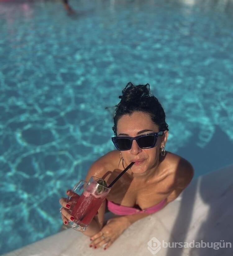 Hande Doğandemir Paris'e gidiyor
