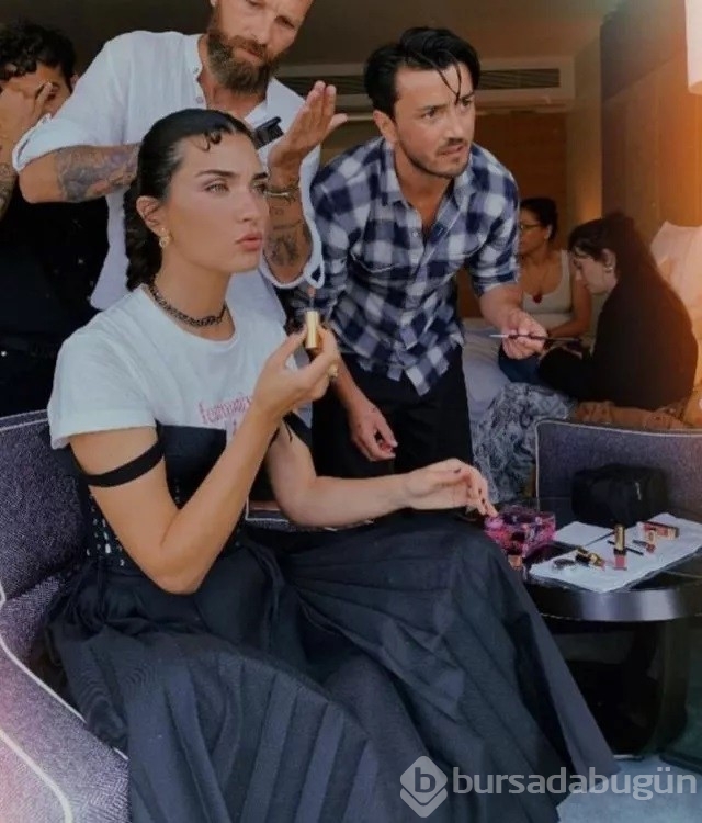 Tuba Büyüküstün, estetik yaptırdı