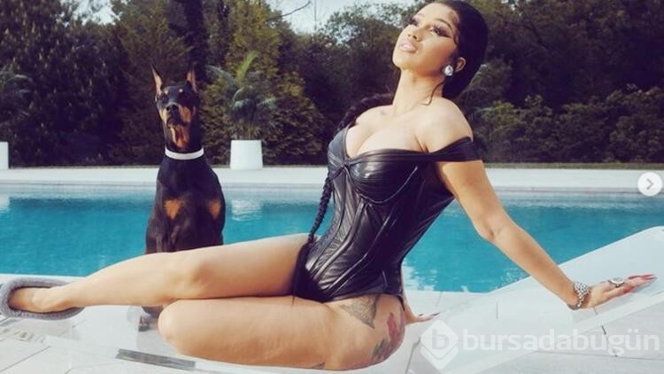 Cardi B. yine sosyal medyada gündem oldu