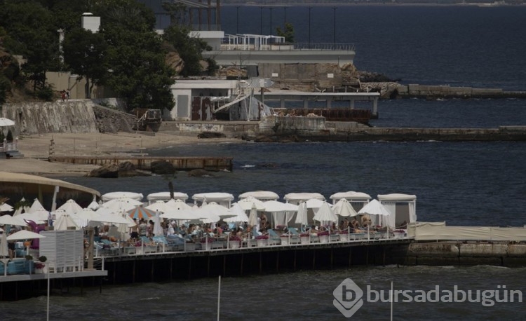 Ukrayna'da mayın tehlikesi nedeniyle denize girilmiyor
