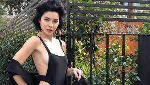 Merve Boluğur'dan bikinili paylaşım!