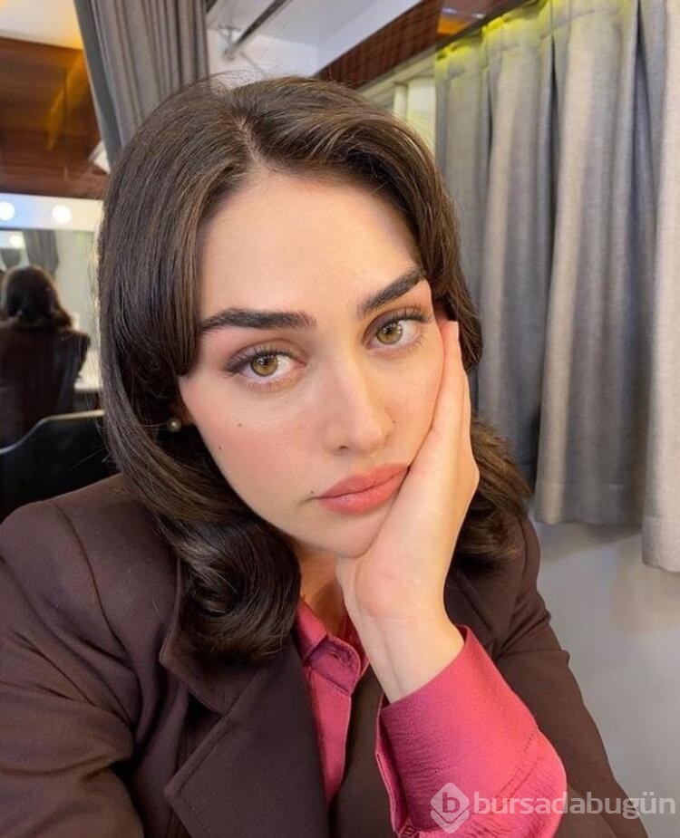 Esra Bilgiç, hangi fenomenle aşk yaşıyor?