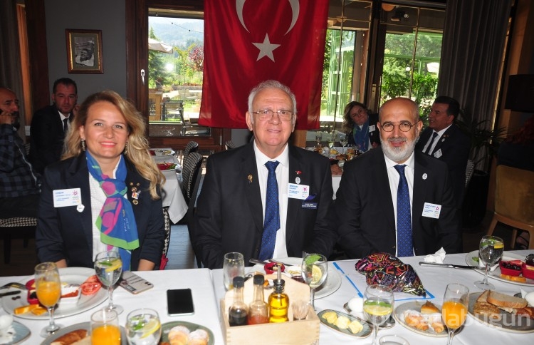 Rotary'de yeni dönem başladı