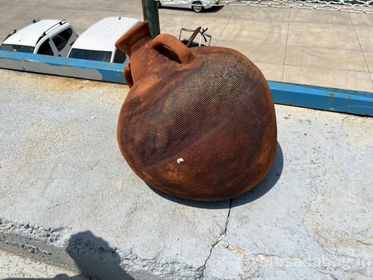 İstanbul Sarıyer'deki bir balıkçıda 11 antik amfora bulundu