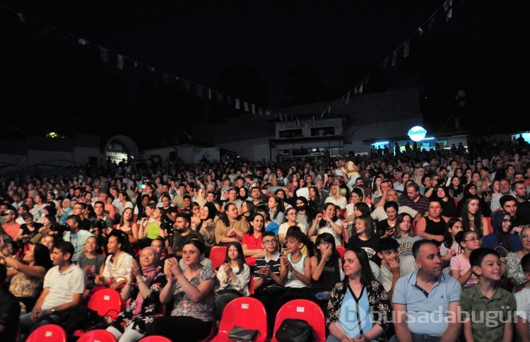 'Altın Karagöz Halk Dansları Yarışması'nda yarı final bu akşam