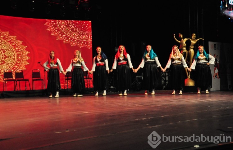 'Altın Karagöz Halk Dansları Yarışması'nda yarı final bu akşam