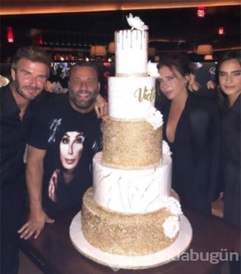 David Beckham eşine seslendi: "23 yıl ve 4 çocuk! Seni seviyorum"