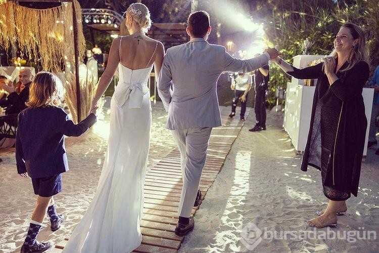 Mustafa Sandal ve Melis Sütşurup'un düğününden kareler...
